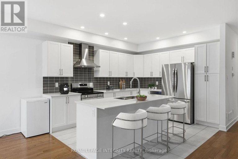 29145245/352-monticello-avenue/emerald-meadowstrailwest/ottawa/ontario/K2S2S5_10