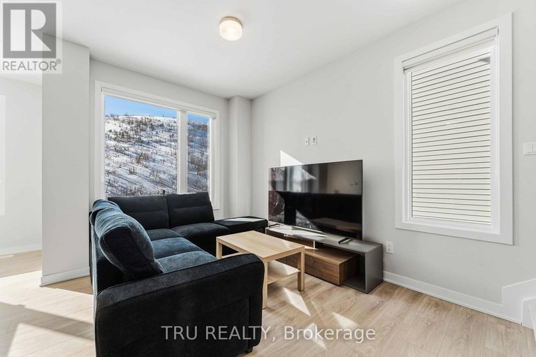 29381143/706-expansion-road/half-moon-bay/ottawa/ontario/K2J7G4_7