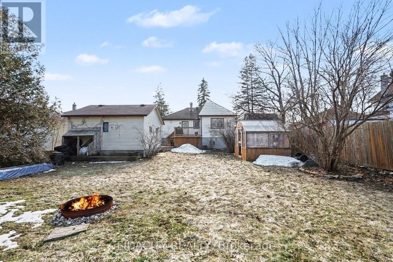 29456146/11-caldwell-street/carleton-place/carleton-place/ontario/K7C3A7_22