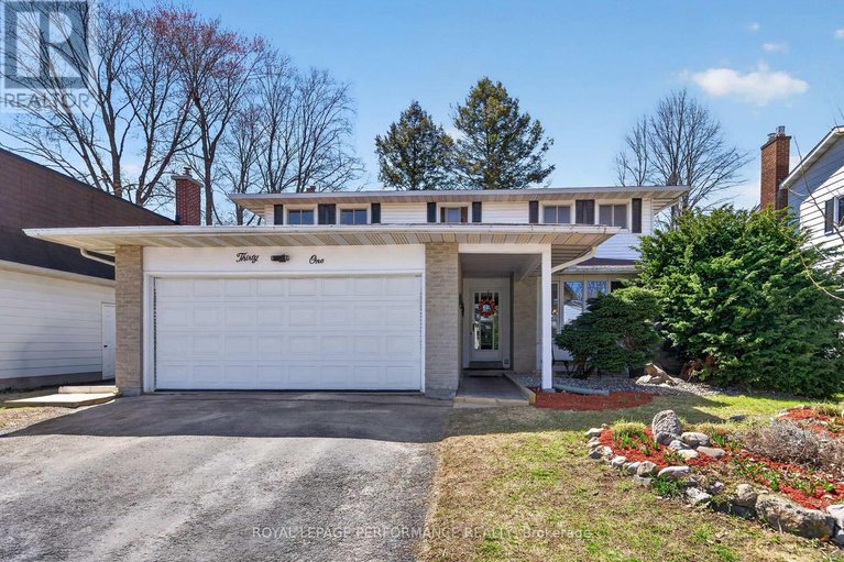 29668804/31-northpark-drive/blackburn-hamlet/ottawa/ontario/K1B3R7_1