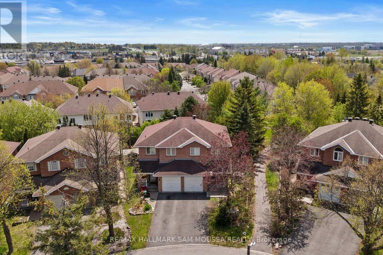 28323981/11-highmont-court/kanata-lakesheritage-hills/ottawa/ontario/K2T1B3_37