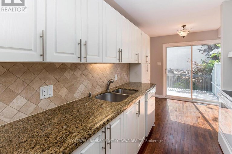 28819200/6101-arbourwood-drive/chapel-hill/ottawa/ontario/K1C7K7_16