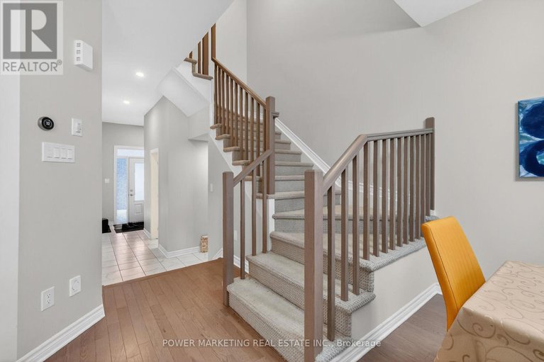 29363173/528-enclave-lane/town-of-rockland/clarence-rockland/ontario/K4K0M8_23