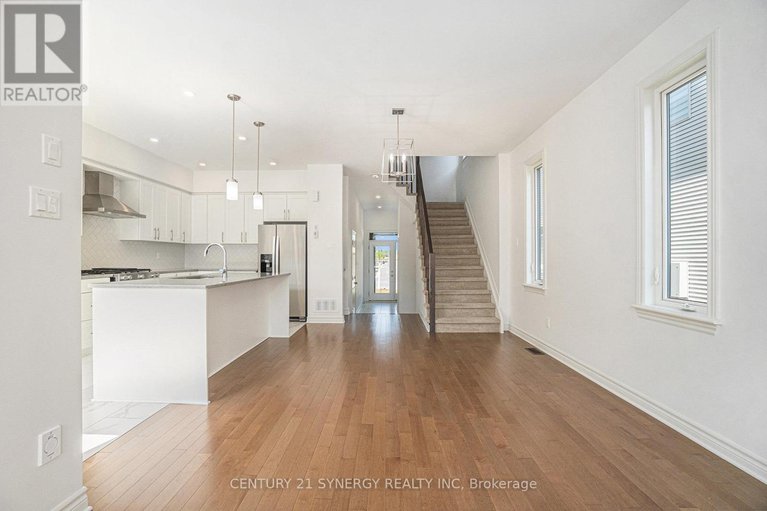 29031915/345-cornice-street/mer-bleuebradley-estatesanderson-park/ottawa/ontario/K4B1H9_15