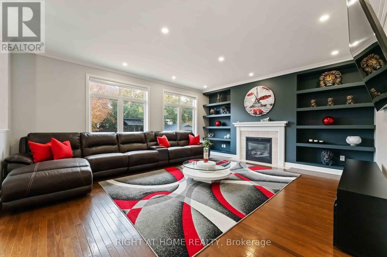 29613139/211-denali-way/stittsville-north/ottawa/ontario/K2S0N1_15