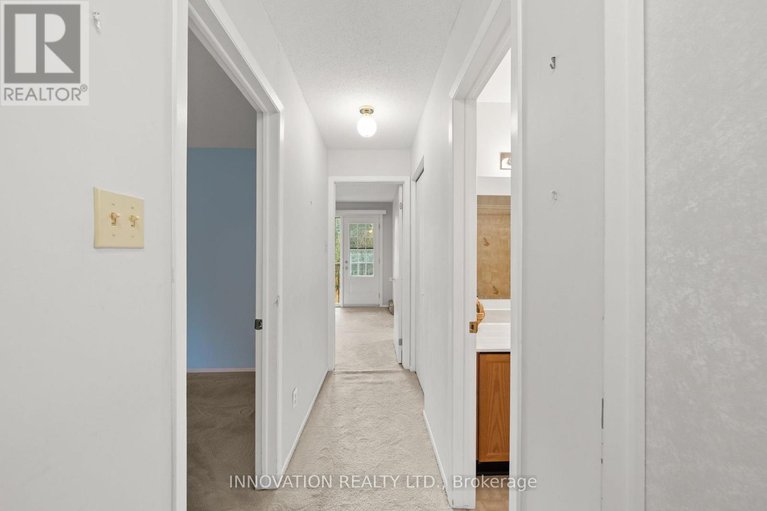 29036508/8-5-timberview-way/westcliffe-estates/ottawa/ontario/K2H9M6_24