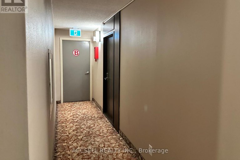 29123640/1785-frobisher-lane-n/riverview-park/ottawa/ontario/K1G3T7_4