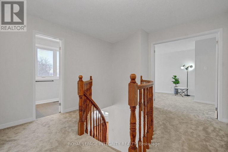 29232171/2177-lenester-avenue/mckellar-heightsglabar-park/ottawa/ontario/K2A4A9_18