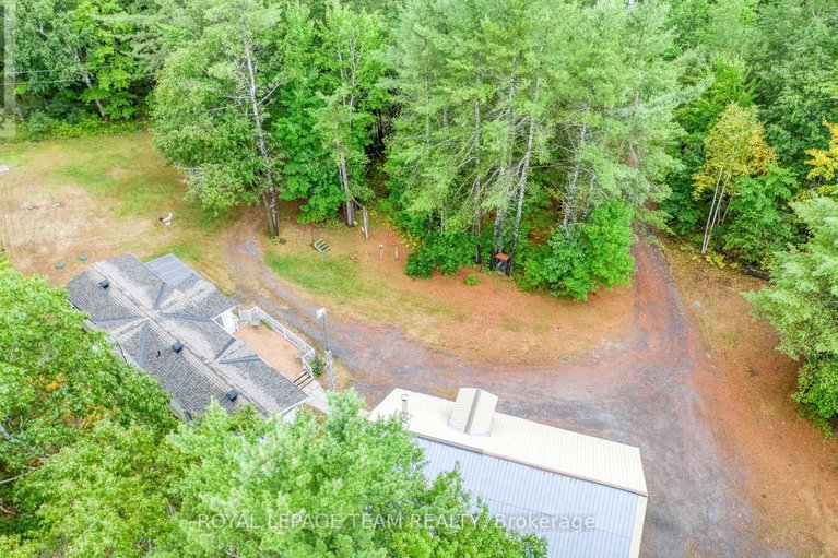 28753812/200-smith-lane/pakenham/mississippi-mills/ontario/K0A2X0_41