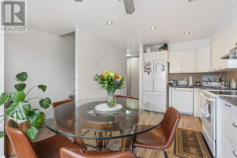 29670020/160-rushford-private/hunt-club-parkgreenboro/ottawa/ontario/K1T3C8_11