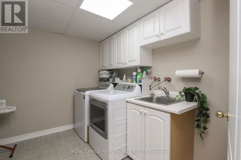 28687731/104-stonebriar-drive/centrepointe/ottawa/ontario/K2G5Y1_24