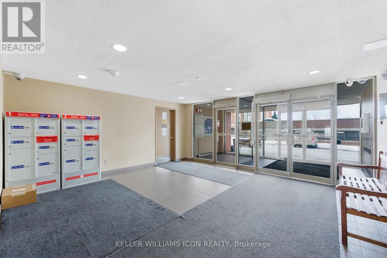 29399608/1011-2760-carousel-crescent/emerald-woodssawmill-creek/ottawa/ontario/K1T2N4_11