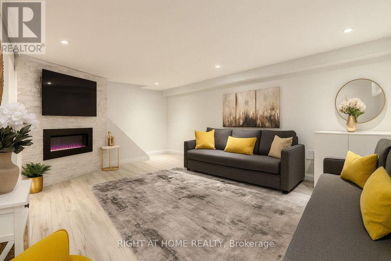 28945705/347-zephyr-avenue/britannia/ottawa/ontario/K2B5Z9_20