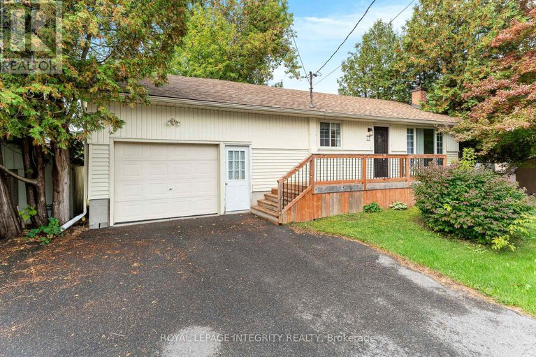 28928918/17-second-avenue/village-of-russell/russell/ontario/K4R1E2_2