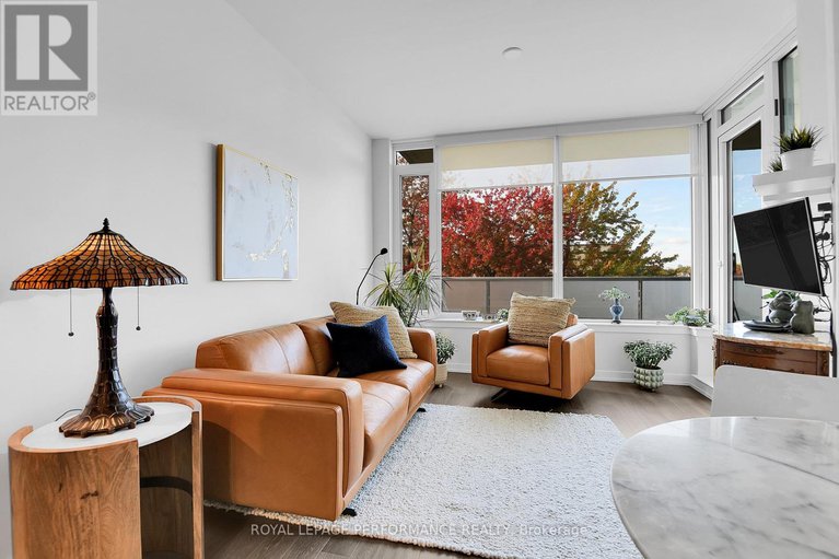 28993305/301-570-de-mazenod-avenue/ottawa-east/ottawa/ontario/K1S5X2_8