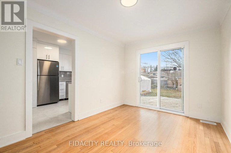28516012/1030-maitland-avenue/braemar-park/ottawa/ontario/K2C2B6_6