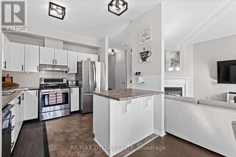 28741409/221-mercury-street/clarencerockland-twp/clarence-rockland/ontario/K4K0E8_12