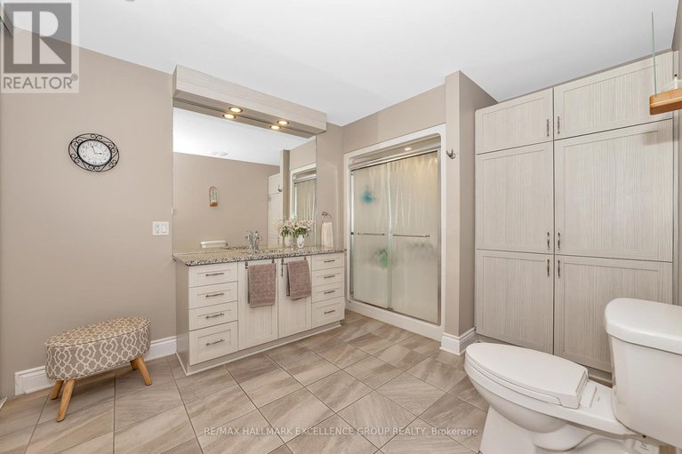 28810909/214-290-masters-lane/town-of-rockland/clarence-rockland/ontario/K4K0K5_24