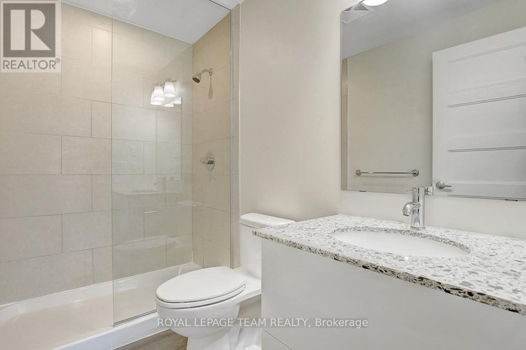 29471841/201-2785-baseline-road/redwood-park/ottawa/ontario/K2H0B7_22