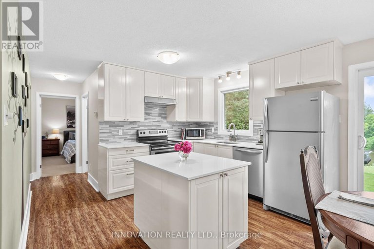 28499572/1424-notre-dame-street/russell-twp/russell/ontario/K0A1W0_12