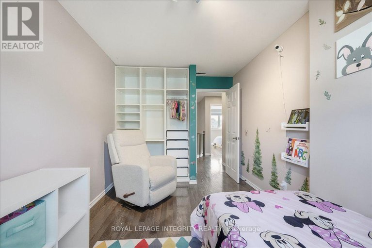 28978669/1406-bouton-dor-way/bilberry-creekqueenswood-heights/ottawa/ontario/K1E3L3_30