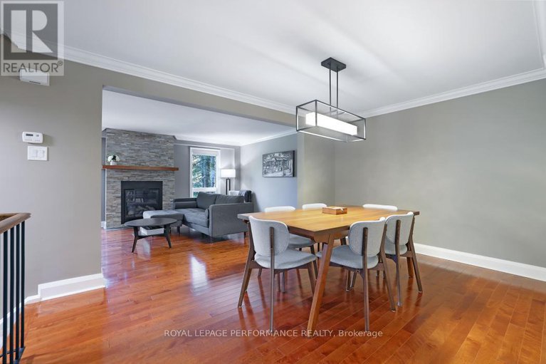 28992584/21-arbordale-crescent/centrepointe/ottawa/ontario/K2G5C7_13