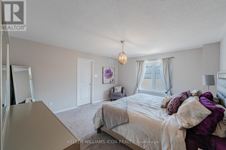 28511828/246-longfields-drive/longfields/ottawa/ontario/K2J5Y7_31
