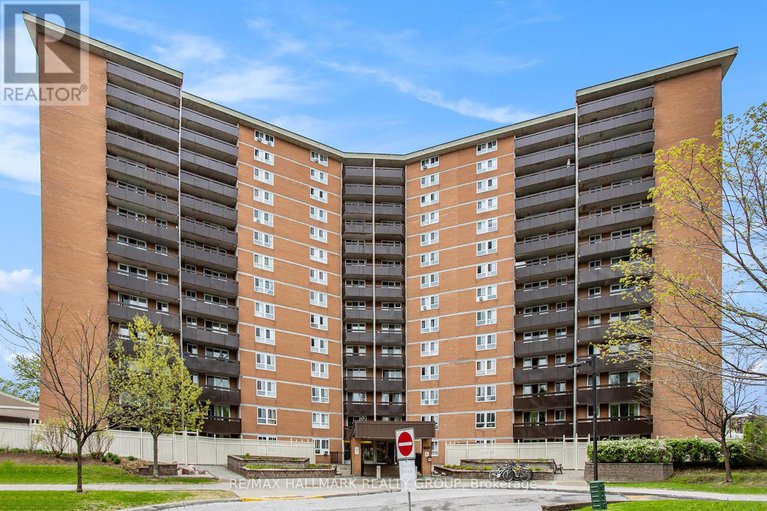 28465555/1508-2000-jasmine-crescent/beacon-hill-south/ottawa/ontario/K1J8K4_1