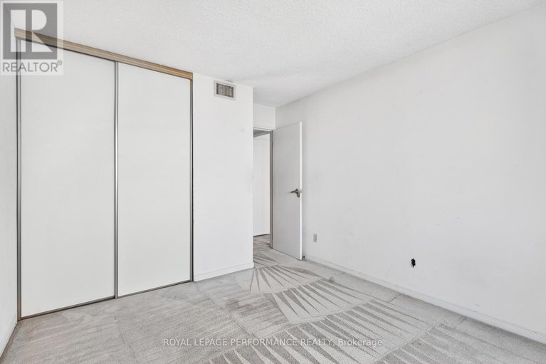 29102804/1603-160-george-street/lower-townbyward-market/ottawa/ontario/K1N9M2_31