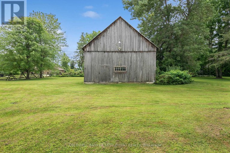 28828935/1332-ferguson-falls-road/drummond-n-elmsley-drummond-twp/drummondnorth-elmsley/ontario/K0G1K0_40