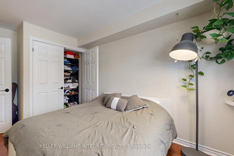 28039095/245-cumberland-street/lower-townbyward-market/ottawa/ontario/K1N8W6_27