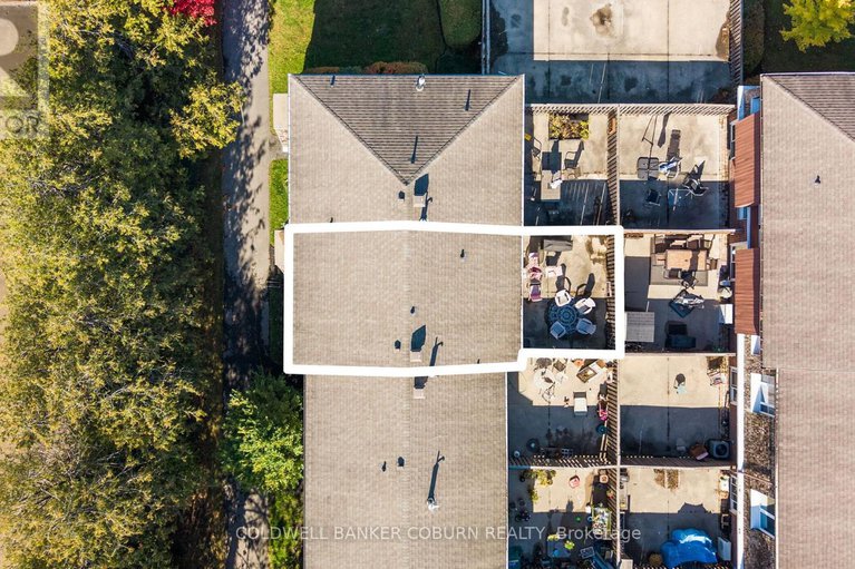 29024109/767b-ridgewood-avenue/mooneys-bayriverside-park/ottawa/ontario/K1V6M8_30