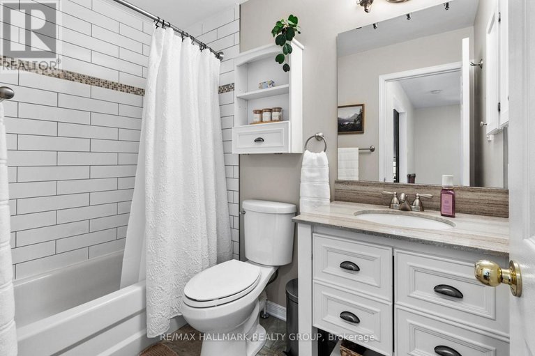 28799334/62-college-circle/castle-heights/ottawa/ontario/K1K4R8_24