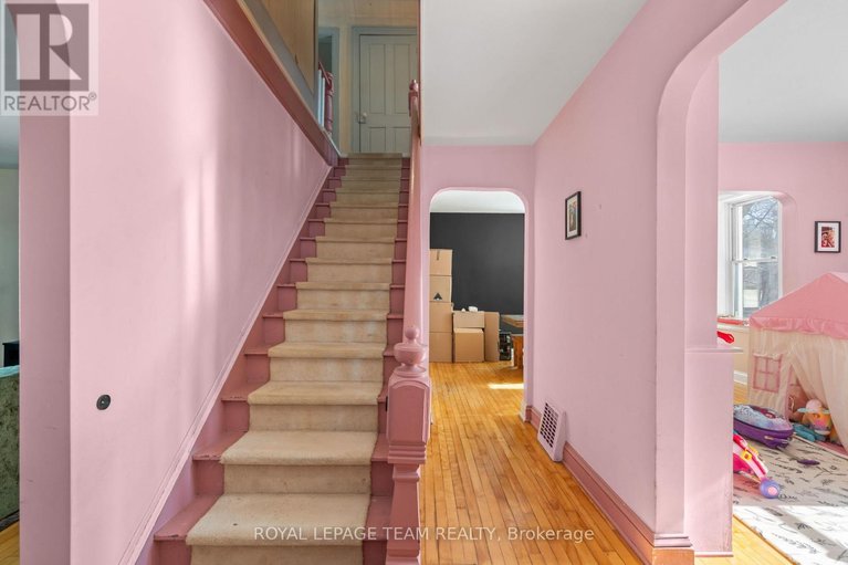 29425301/1727-reids-mills-road/north-dundas-mountain-twp/north-dundas/ontario/K0E1S0_5