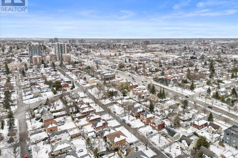 29481876/1075-secord-avenue/billings-bridge/ottawa/ontario/K1H8C7_36
