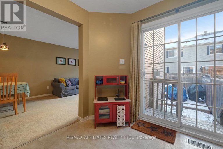 29156732/462-templeford-avenue/emerald-meadowstrailwest/ottawa/ontario/K2M0B8_20