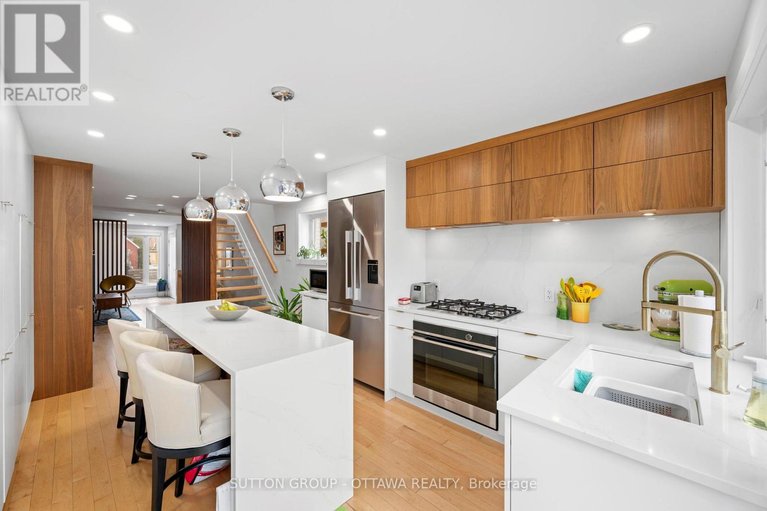 29613583/81-armstrong-street/hintonburg/ottawa/ontario/K1Y2V6_21