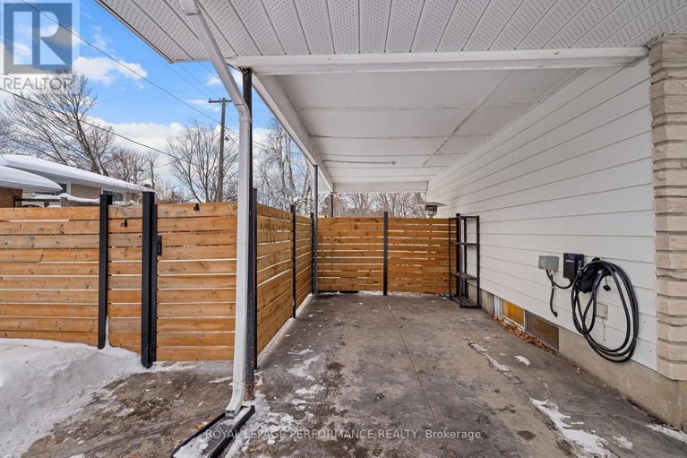 29278776/39-fielding-court/riverside-park-south/ottawa/ontario/K1V7H2_36