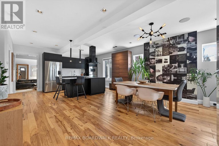 29640571/154-queen-mary-street/overbrookcastle-heights/ottawa/ontario/K1K1X5_5