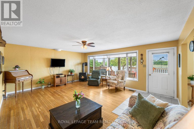 28509477/2733-rideau-glen-lane/north-grenville-twp-kemptville-south/north-grenville/ontario/K0G1J0_17