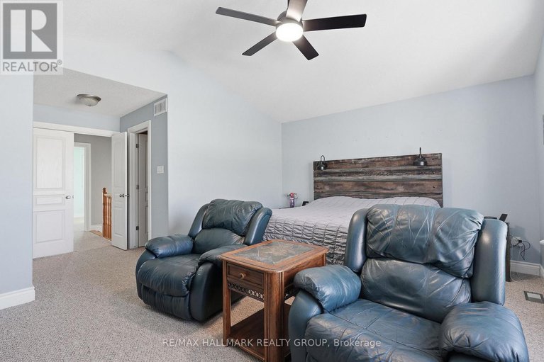 29319588/109-thivierge-court/town-of-rockland/clarence-rockland/ontario/K4K0E7_27