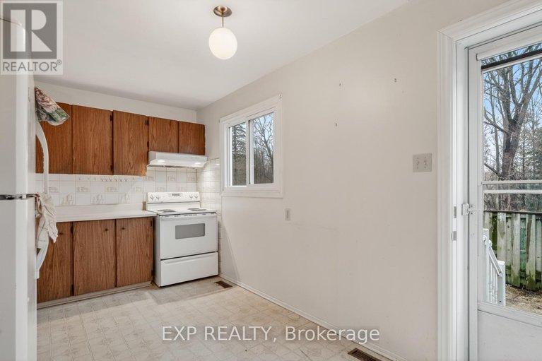 29621624/235-teal-crescent/chatelaine-village/ottawa/ontario/K1E2C3_10