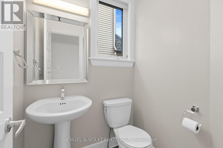 29081106/122-helen-rapp-way/blossom-parkkemp-parkfindlay-creek/ottawa/ontario/K1T0N4_35