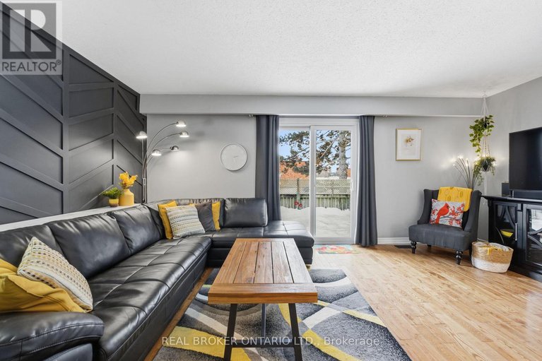 29179274/b-3895-old-richmond-road/arbeatha-park/ottawa/ontario/K2H8T8_3