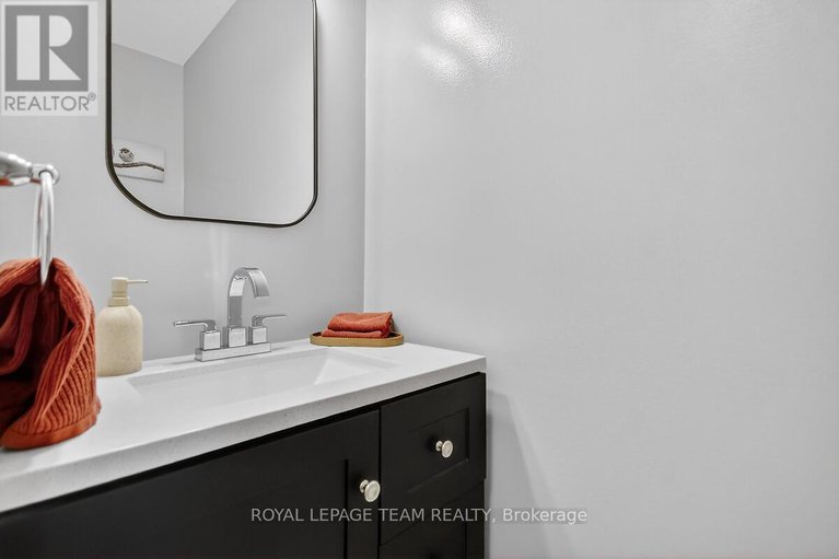 29223545/65-astervale-street/avalon-west/ottawa/ontario/K4A1A5_8