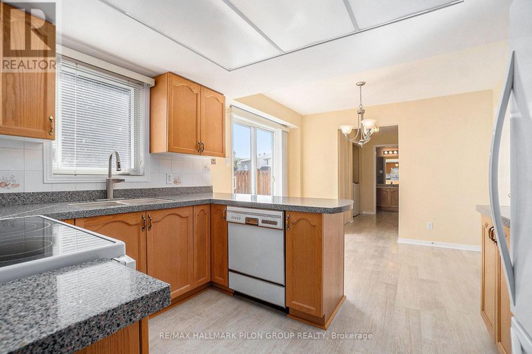 28861780/1290-matheson-road/carson-grove/ottawa/ontario/K1J1A8_8
