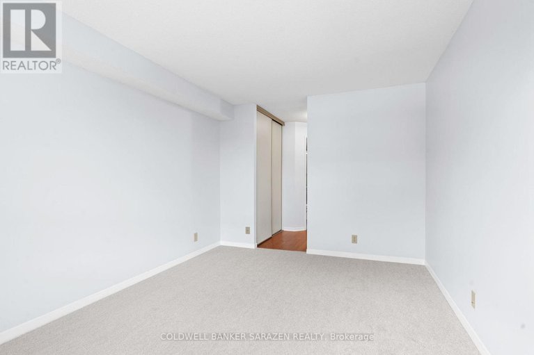 29228358/209-80-sandcastle-drive/leslie-park/ottawa/ontario/K2H9E7_15