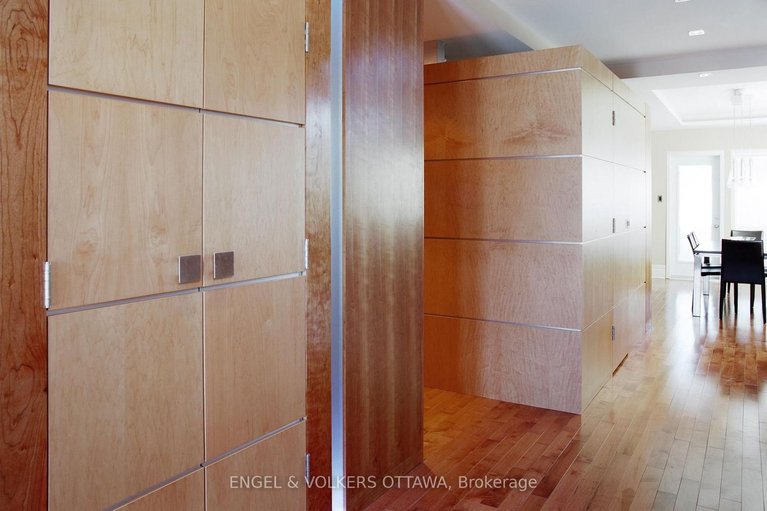 29609709/93-gilchrist-avenue/ottawa-west/ottawa/ontario/K1Y0M9_5