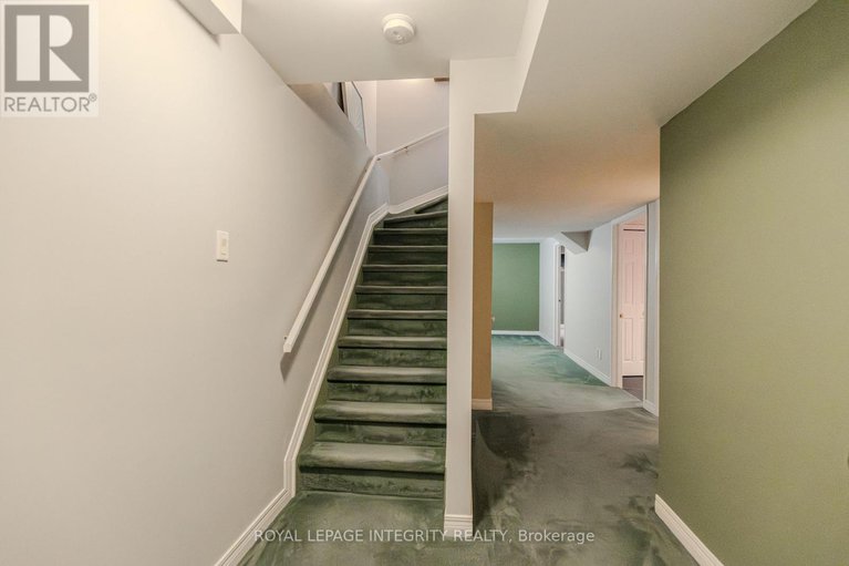 28943589/4316-owl-valley-drive/riverside-southgloucester-glen/ottawa/ontario/K1V1L3_33