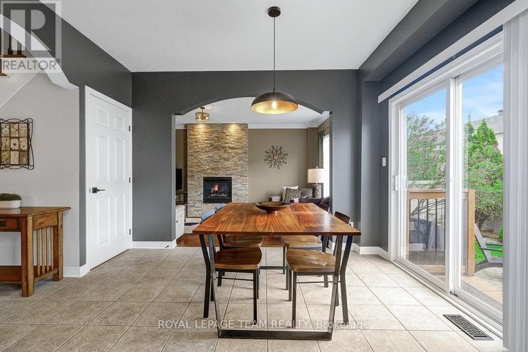 28325632/118-oakfield-crescent/longfields/ottawa/ontario/K2J5H6_12